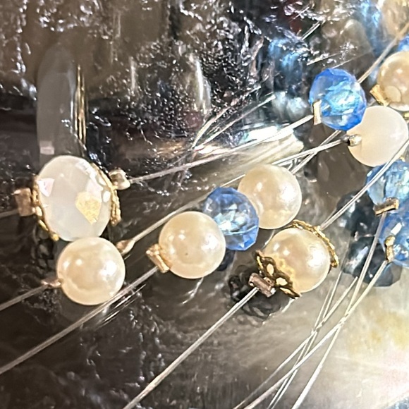 Floating Illusion Cinderella’s ball necklace - Picture 7 of 15